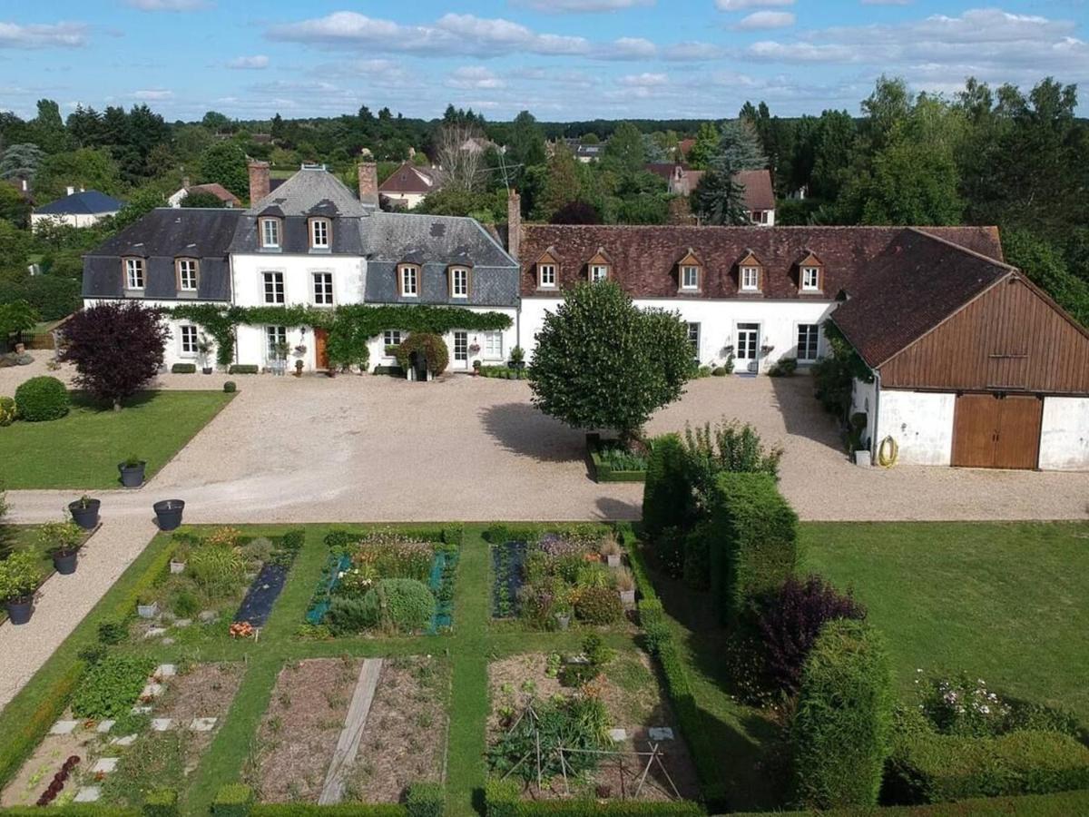 **Suite Familiale Spacieuse Au Coeur De La Foret De Montargis** - Fr-1-590-335 Paucourt Εξωτερικό φωτογραφία